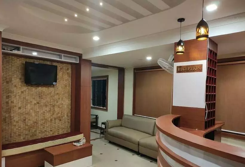 Hotelli The City Residency