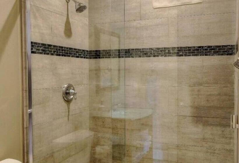 Scenic Wonders Eureka 3 Bedrooms