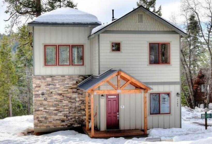 Scenic Wonders Eureka 3 Bedrooms