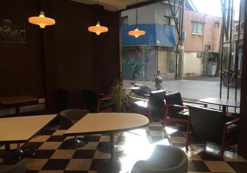 הוסטל Cafe & Guest House Nagonoya