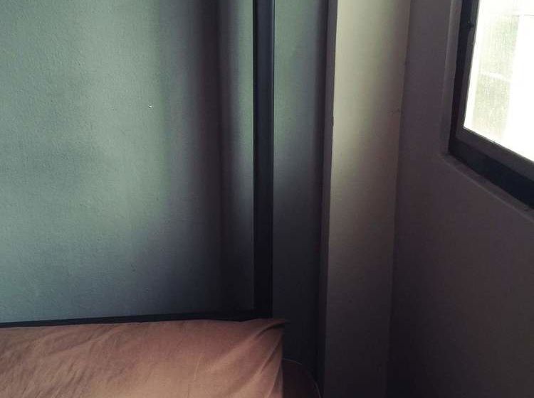 旅馆 Rock Presso House