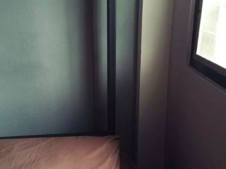 旅馆 Rock Presso House