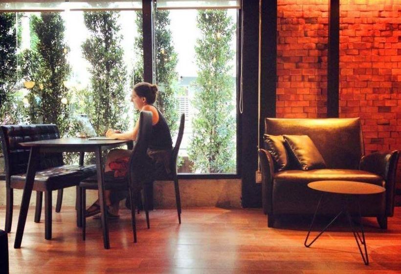 旅馆 Rock Presso House