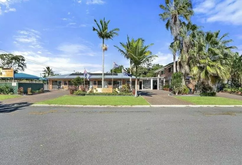 Beachmere Palms Motel