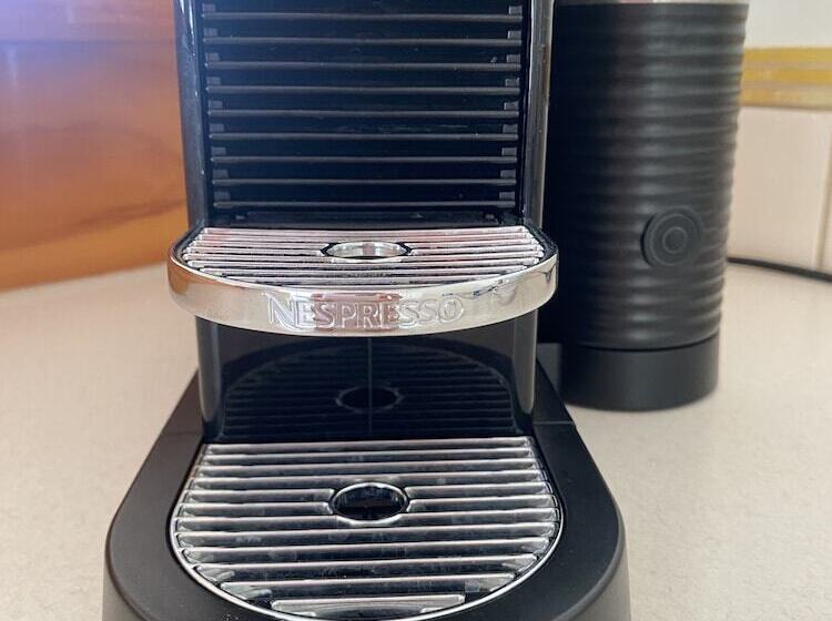 Beachmere Palms Motel