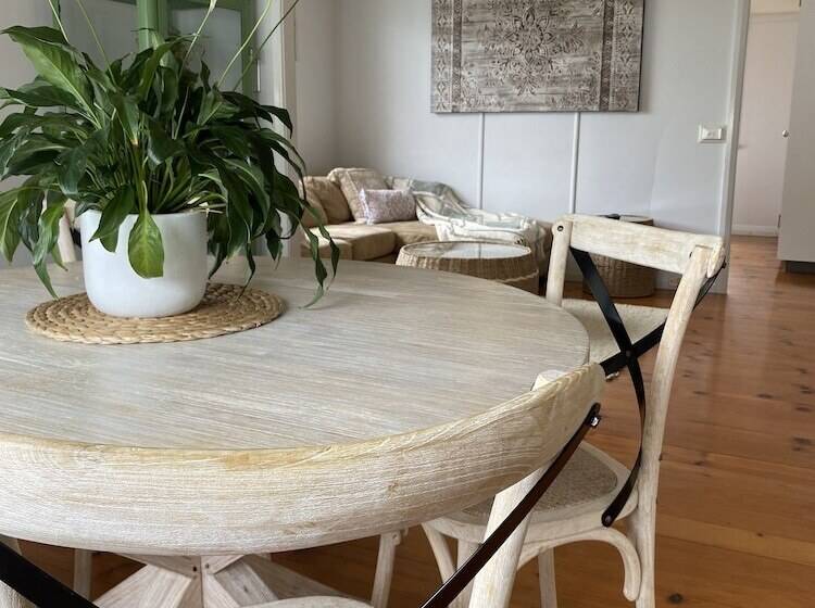 Beachmere Palms Motel