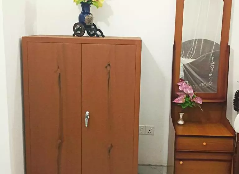 Bed and Breakfast Banana Leaf Garden