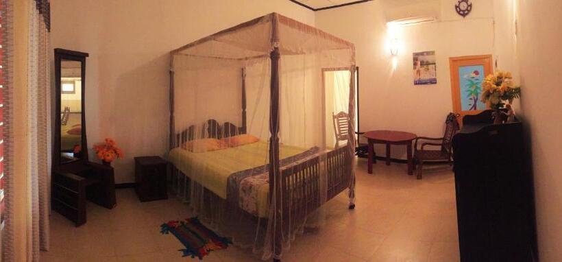 Bed and Breakfast Banana Leaf Garden