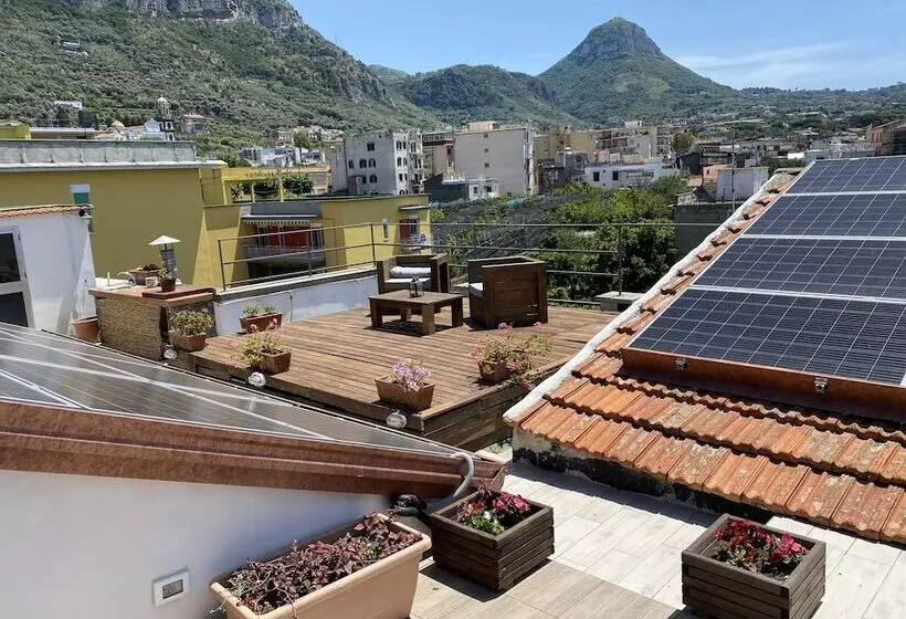 تختخواب و صبحانه La Pennichella Sorrentina Relais