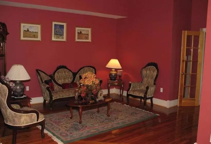 The Victoriancandle Bed & Breakfast