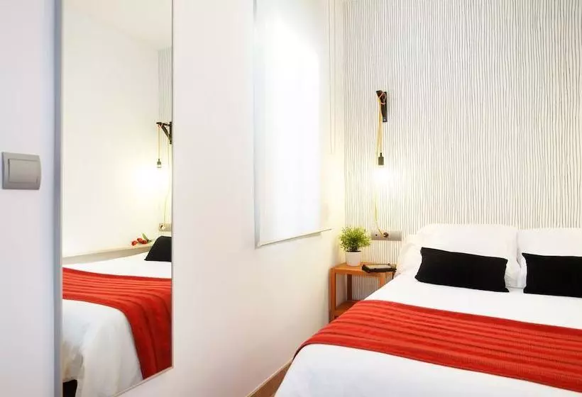 Feelathome Vila Apartment