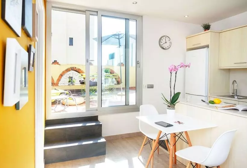 Feelathome Vila Apartment