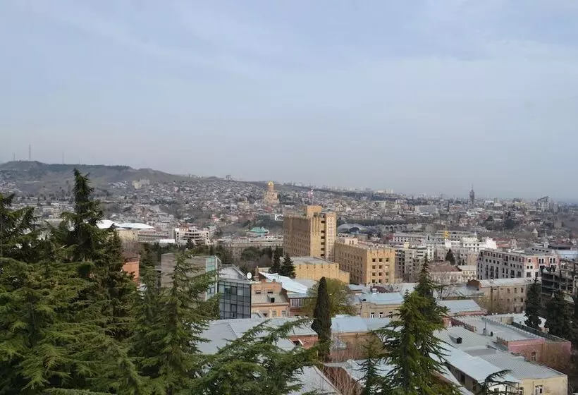 هتل Astoria Tbilisi