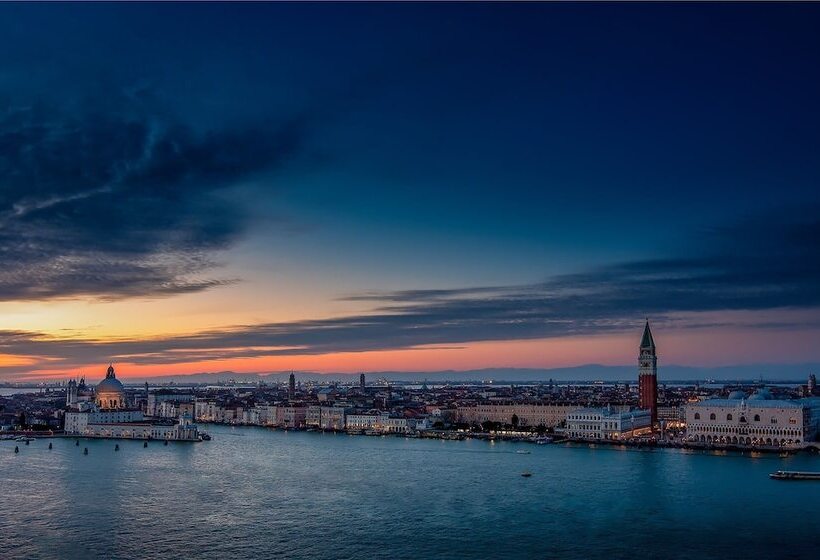 ホテル Camping Village Miramare