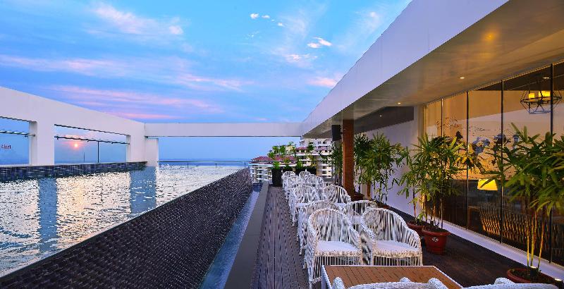 호텔 Country Inns & Suites By Radisson Manipal