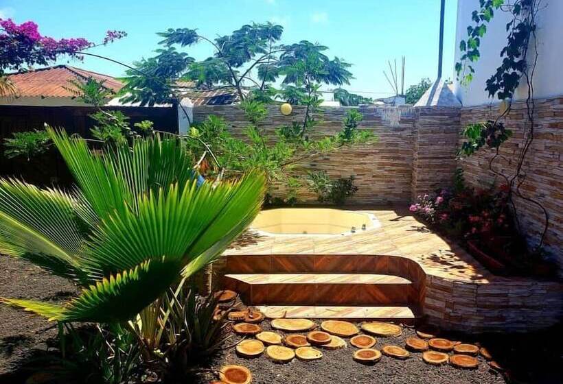 Hotel Hospedaje Delfin Azul