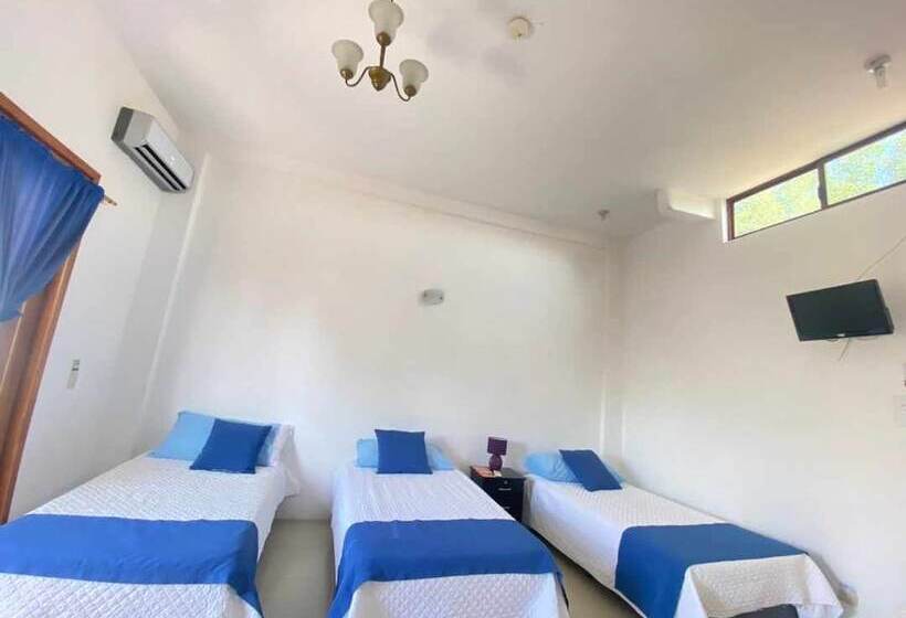 Hotel Hospedaje Delfin Azul