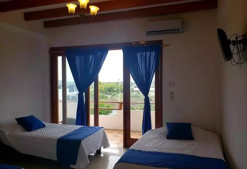 هتل Hospedaje Delfin Azul