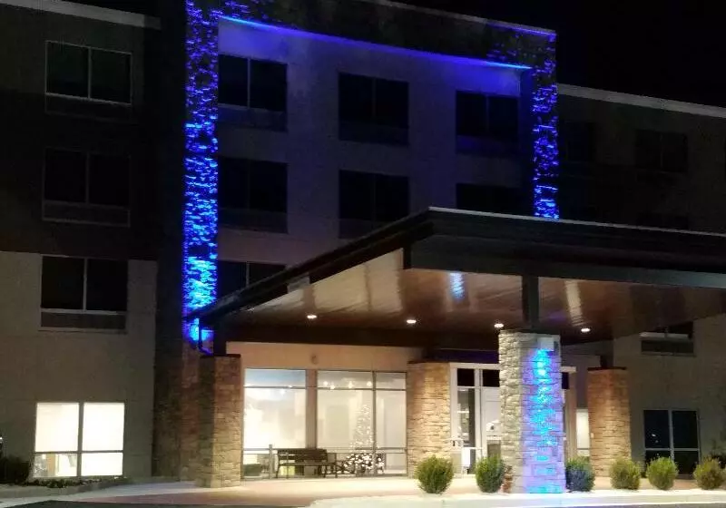 호텔 Holiday Inn Express & Suites Decatur By Ihg