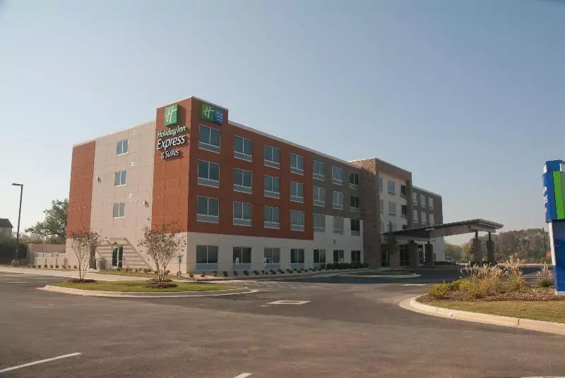 호텔 Holiday Inn Express & Suites Decatur By Ihg