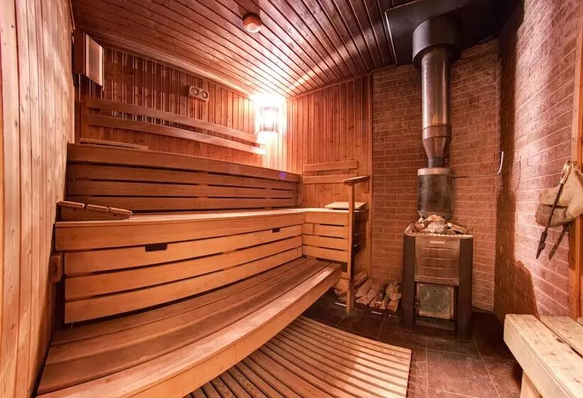 هتل Lavanda Country Club