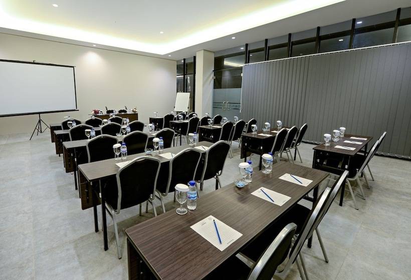 酒店 Neo Eltari Kupang By Aston