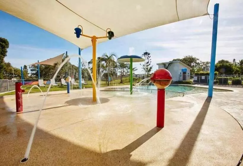 Отель Norah Head Holiday Park