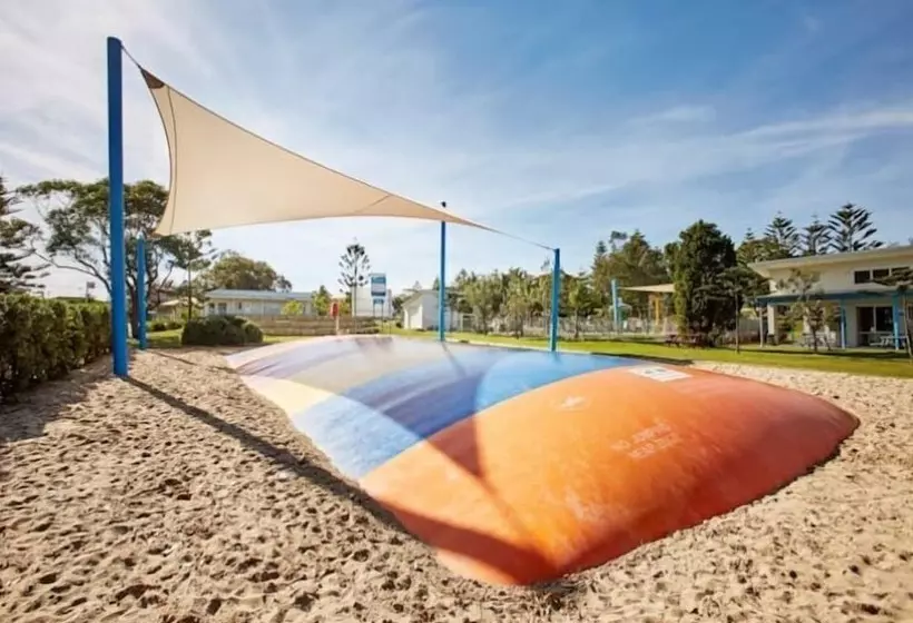 Отель Norah Head Holiday Park