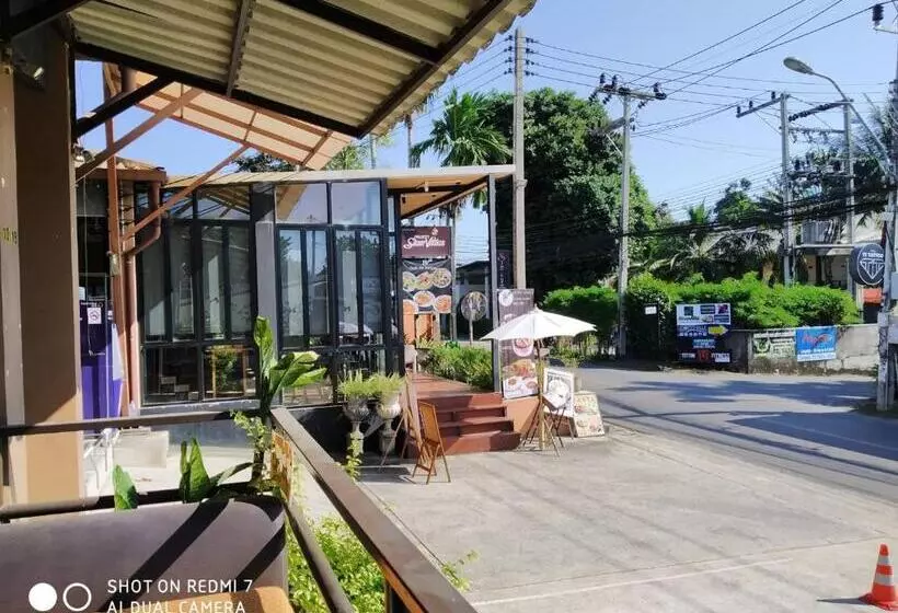 Hotelli Phuket Siam Villas Sha Plus