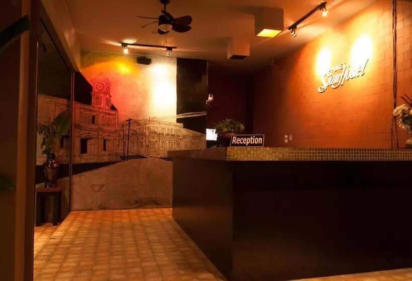 Hotelli Phuket Siam Villas Sha Plus