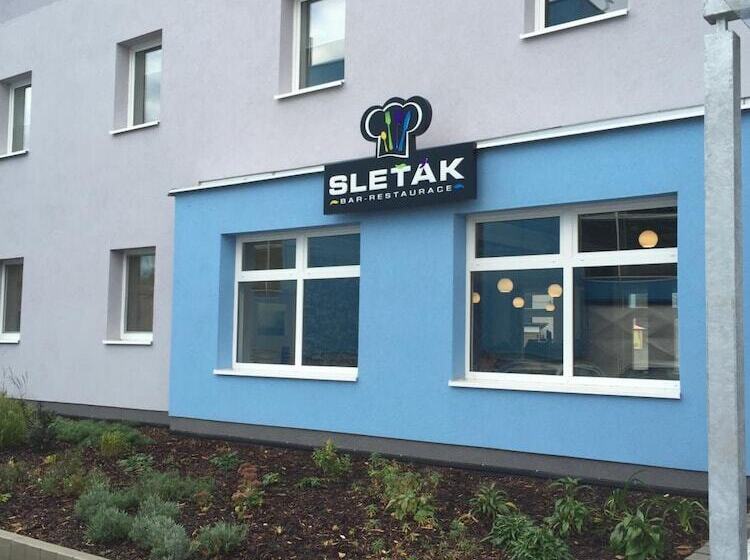 Sport Hotel Sletiště