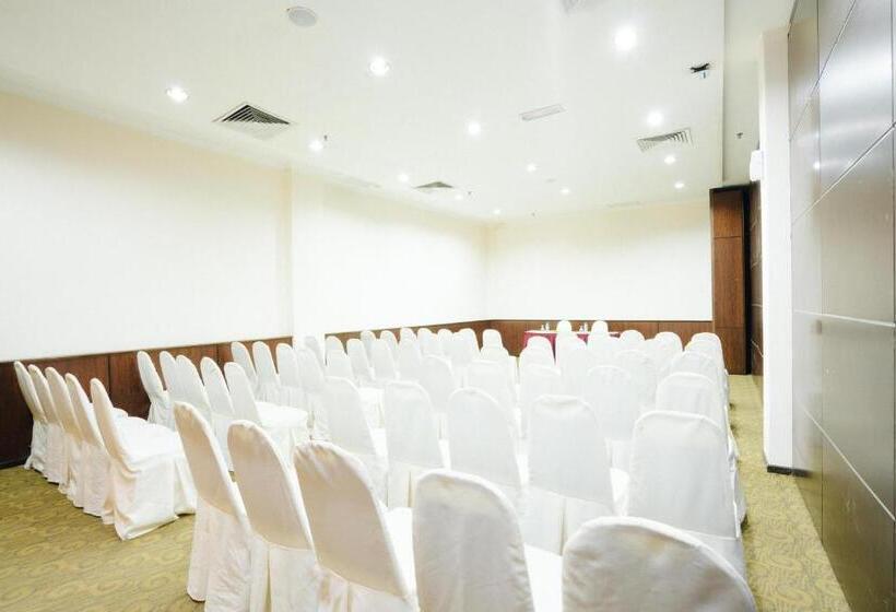 Th Hotel Kelana Jaya