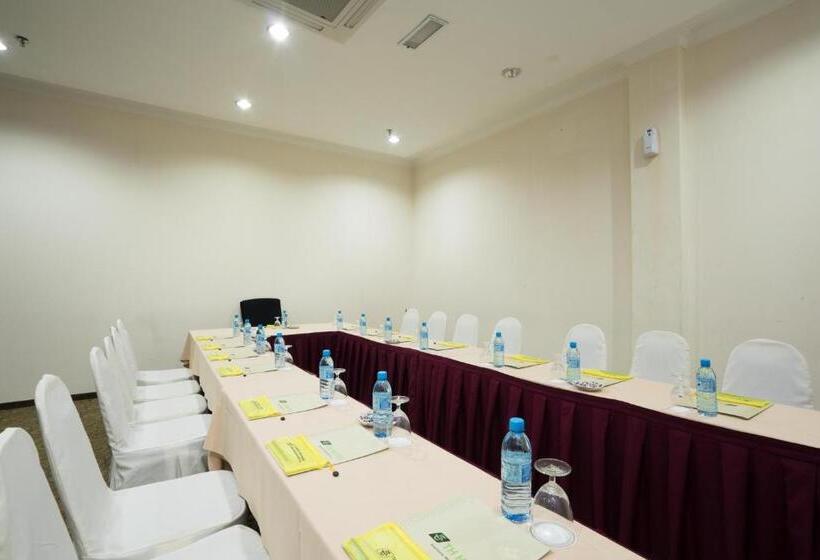 Th Hotel Kelana Jaya