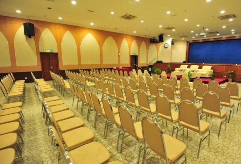 Th Hotel Kelana Jaya