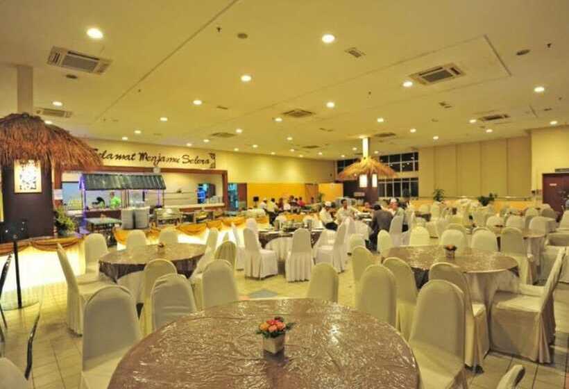 Th Hotel Kelana Jaya