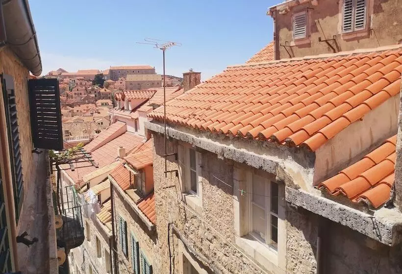 Katarina Old Town