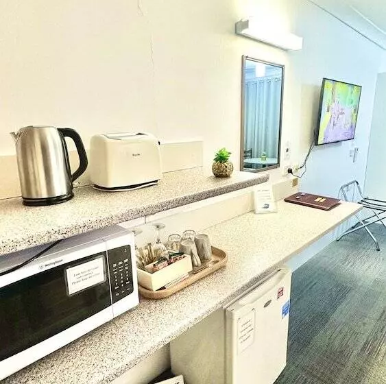 Мотель Golden Grain Motor Inn