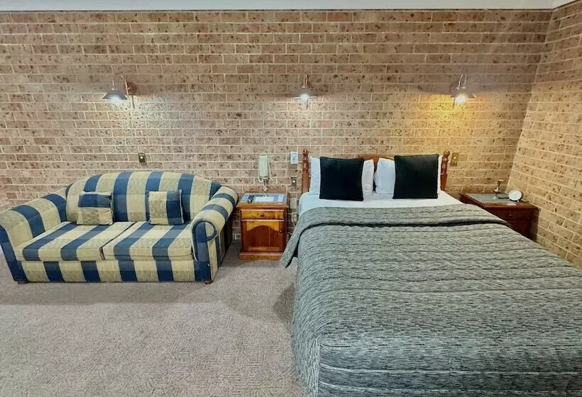 Мотель Golden Grain Motor Inn