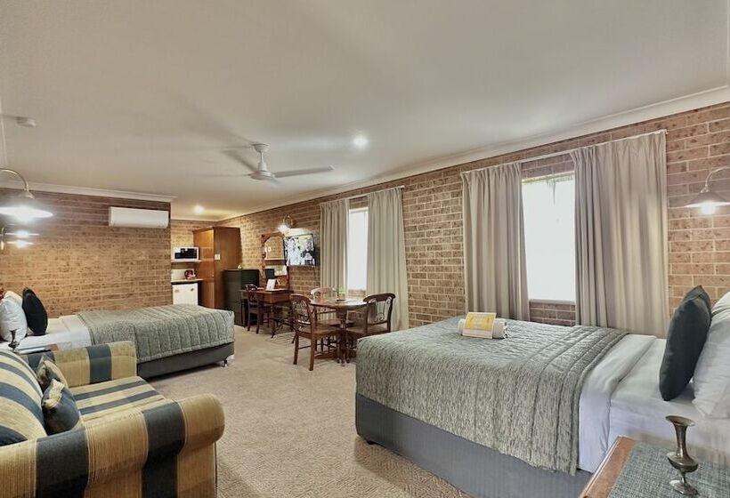 מוטל Golden Grain Motor Inn