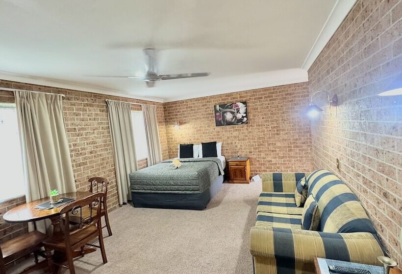 מוטל Golden Grain Motor Inn