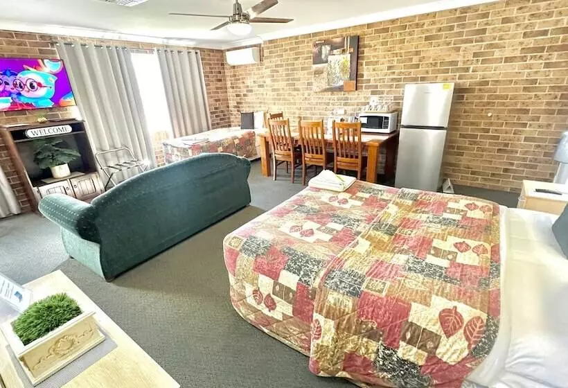 Мотель Golden Grain Motor Inn