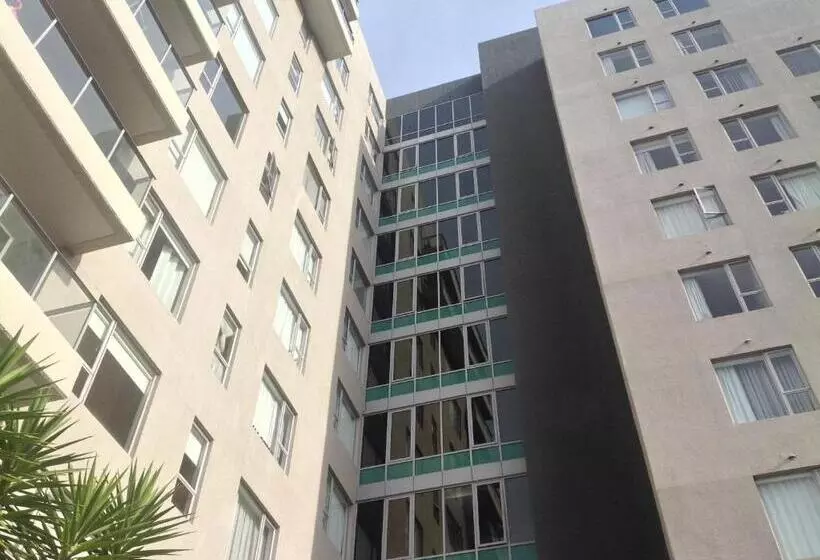 Newcastle Central Plaza Apartment Hotel Official