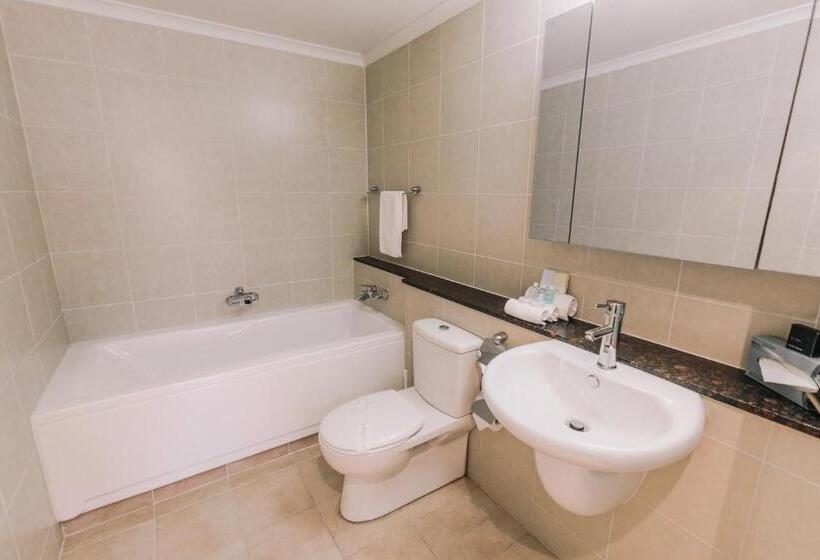 Newcastle Central Plaza Apartment Hotel Official