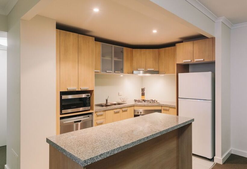 Newcastle Central Plaza Apartment Hotel Official