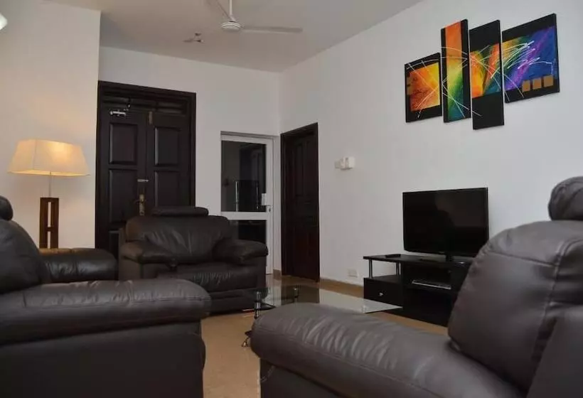 Panoramic Holiday Apartment Seagull Complex Colombo