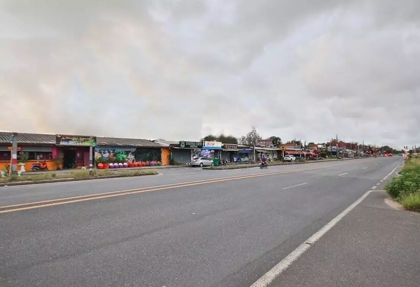 Pensió Riverside Guesthouse