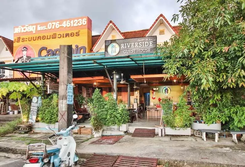 Pensió Riverside Guesthouse