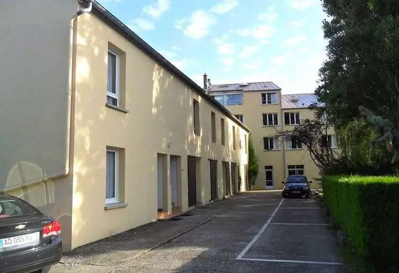 Brit Hotel Confort Gien