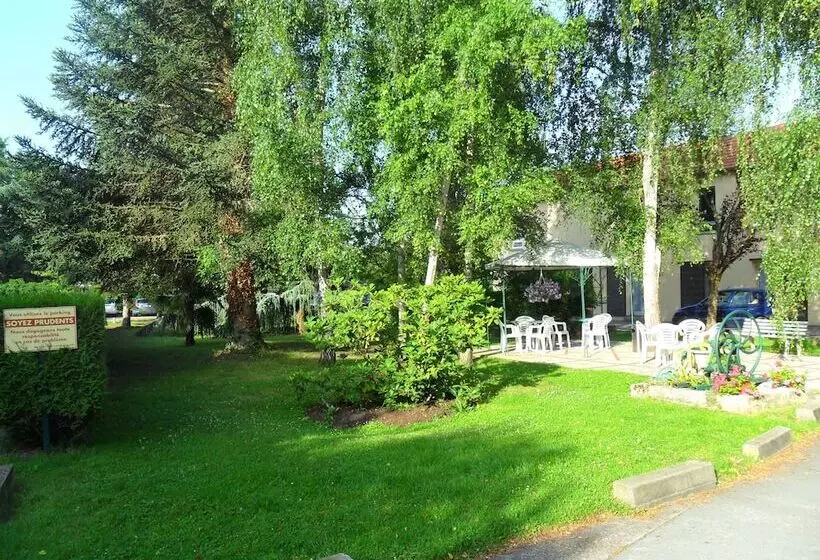 Brit Hotel Confort Gien