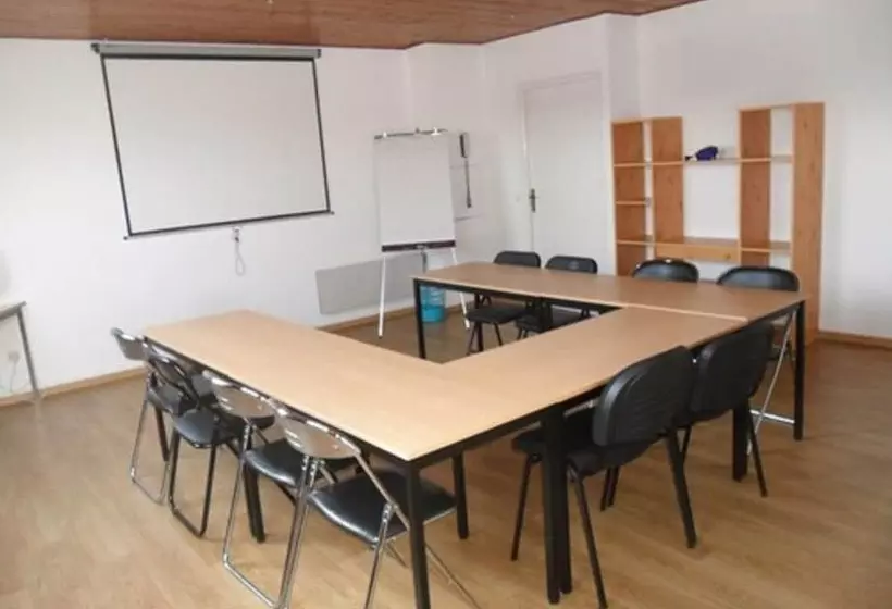 Brit Hotel Confort Gien